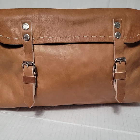 PRÜNE Leather Shoulder Bag - Picture 5 of 11